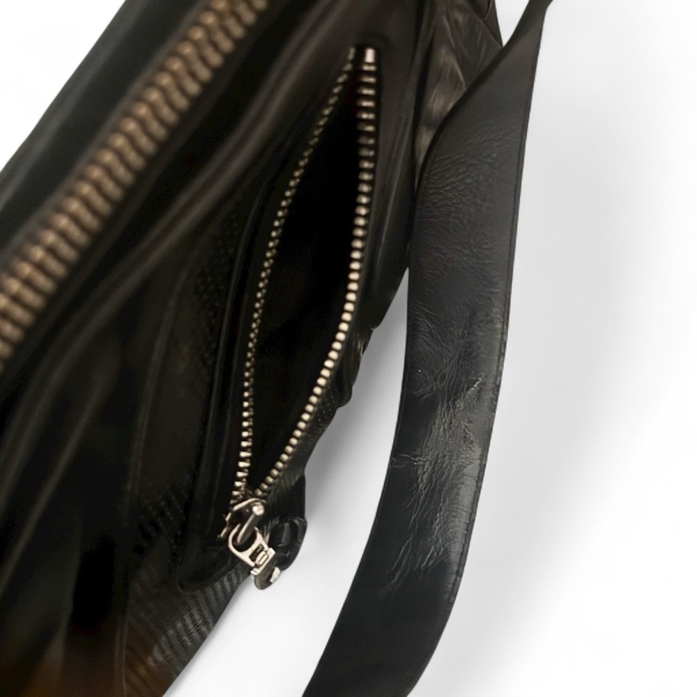 Black Leather Shoulder Bag - Picture 10 of 12